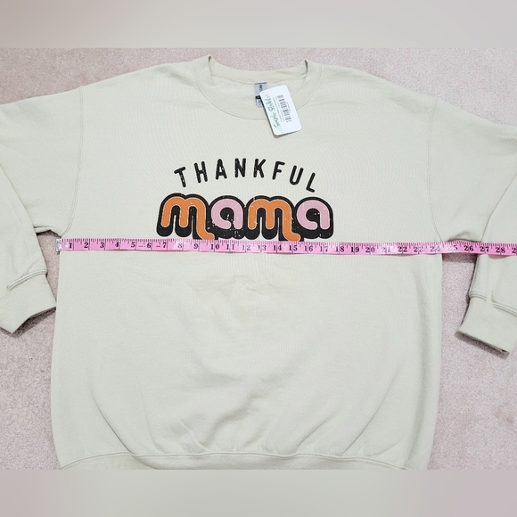 NEW Simply Styled “Thankful Mama” Oversized Sweatshirt  Beige  Size Large Cozy - Picture 6 of 10